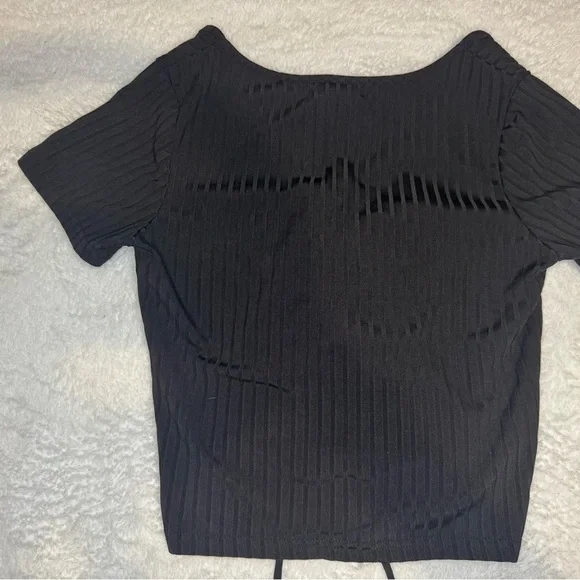 Black Ruched V-Neck Top - Picture 4 of 6